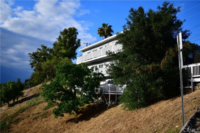 3615 Sunswept Drive, Studio City, CA 91604