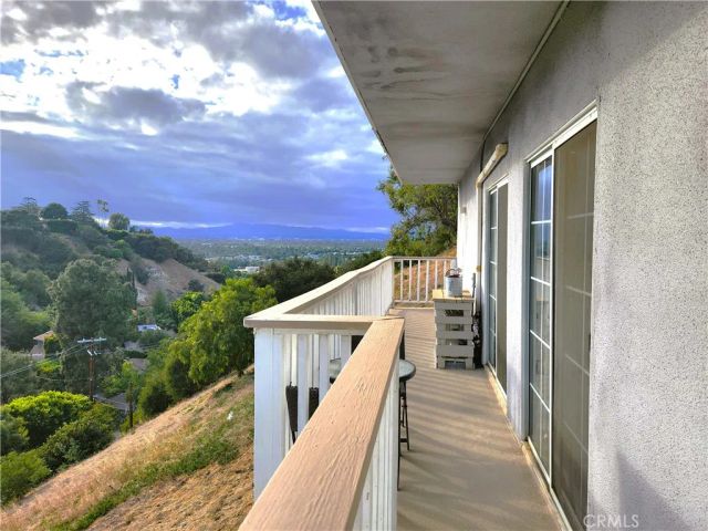 3615 Sunswept Drive, Studio City, CA 91604