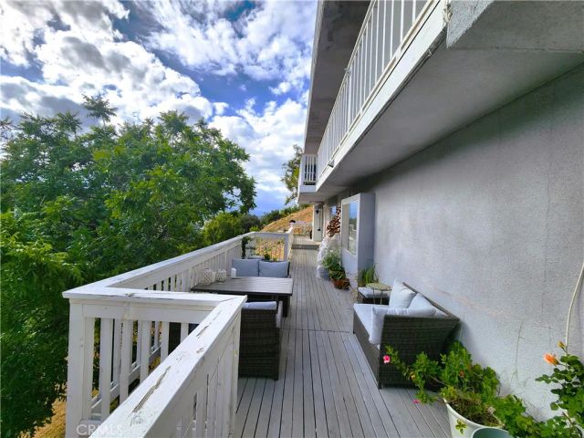 3615 Sunswept Drive, Studio City, CA 91604