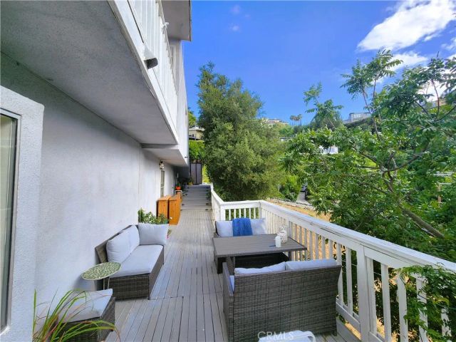 3615 Sunswept Drive, Studio City, CA 91604