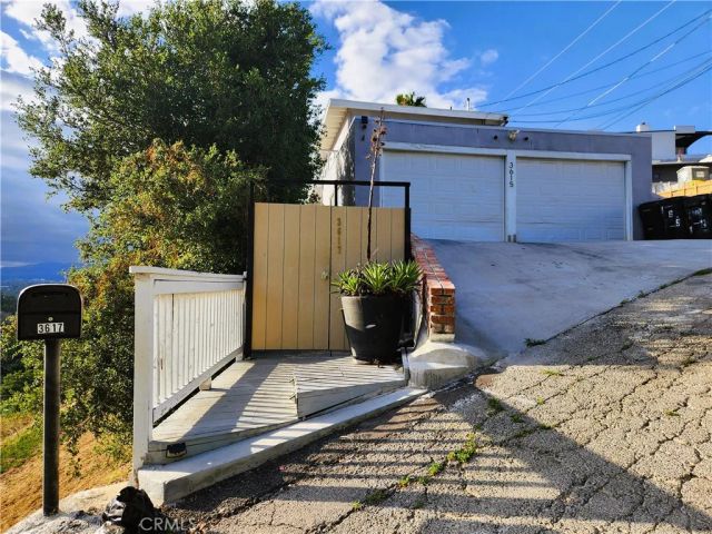 3615 Sunswept Drive, Studio City, CA 91604