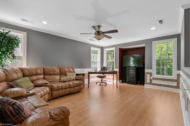 2912 Nabors Road, Greensboro, NC 27405