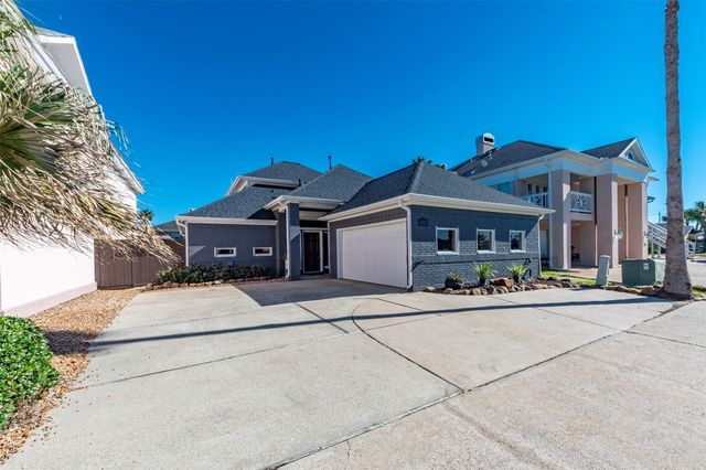 127 Port Street, San Leon, TX 77539