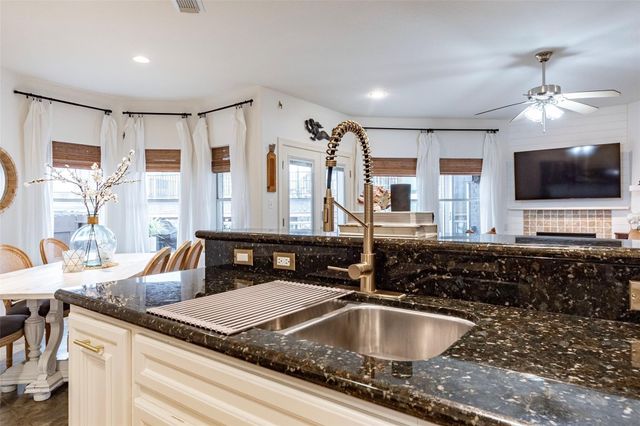 127 Port Street, San Leon, TX 77539