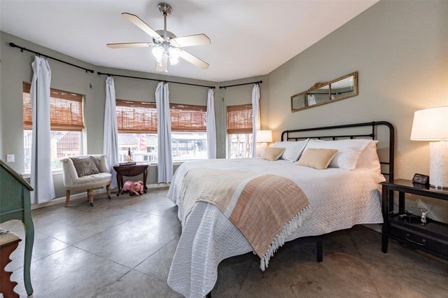 127 Port Street, San Leon, TX 77539