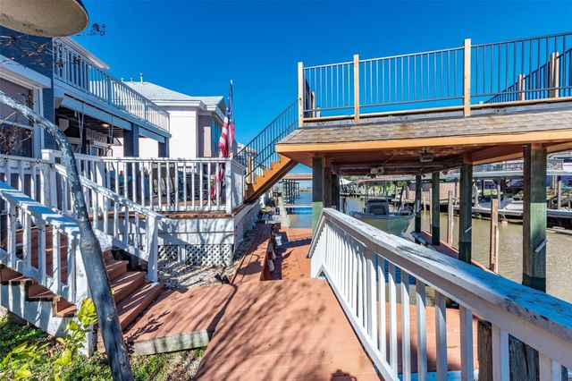 127 Port Street, San Leon, TX 77539