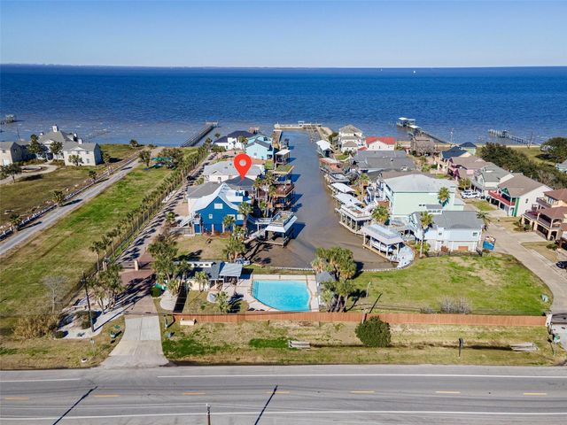 127 Port Street, San Leon, TX 77539