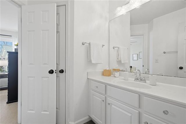 406 Lovinggood Landing Drive, Woodstock, GA 30189
