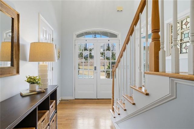 406 Lovinggood Landing Drive, Woodstock, GA 30189
