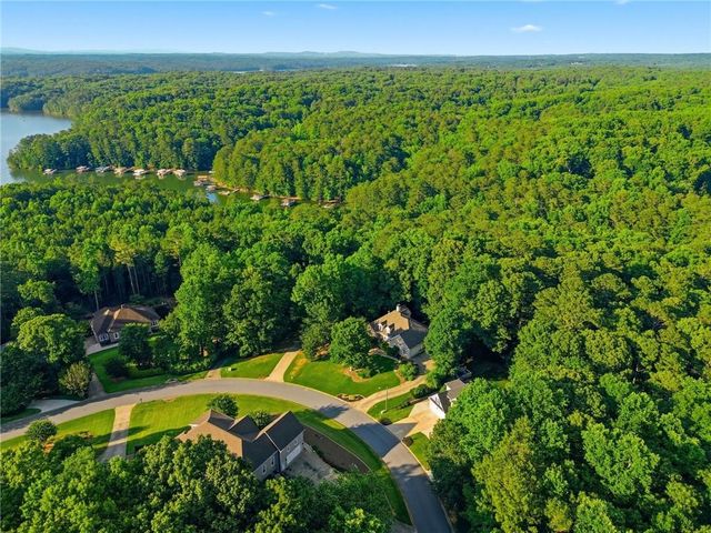 406 Lovinggood Landing Drive, Woodstock, GA 30189