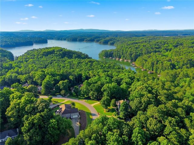 406 Lovinggood Landing Drive, Woodstock, GA 30189