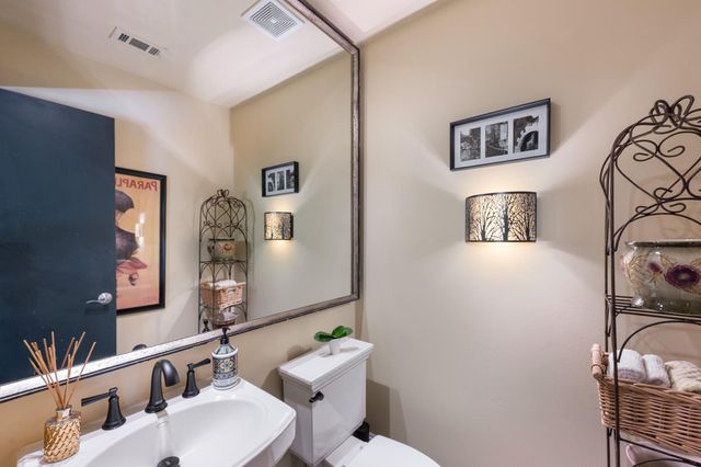 1722 Washington Avenue D, Houston, TX 77007