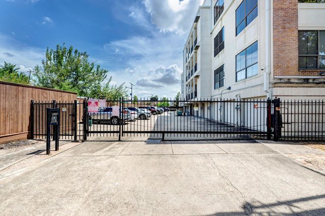 1722 Washington Avenue D, Houston, TX 77007
