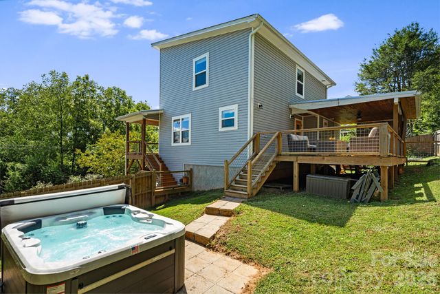 14 3rd Street, Asheville, NC 28803