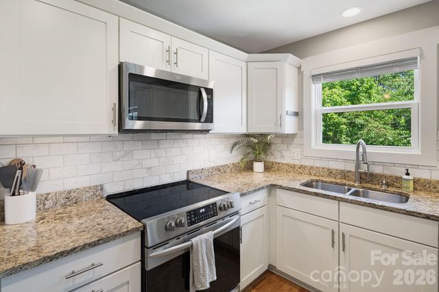 14 3rd Street, Asheville, NC 28803