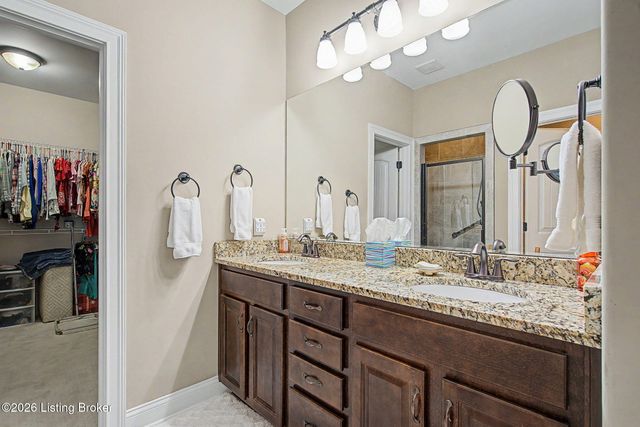3037 Crystal Waters Way, Louisville, KY 40299