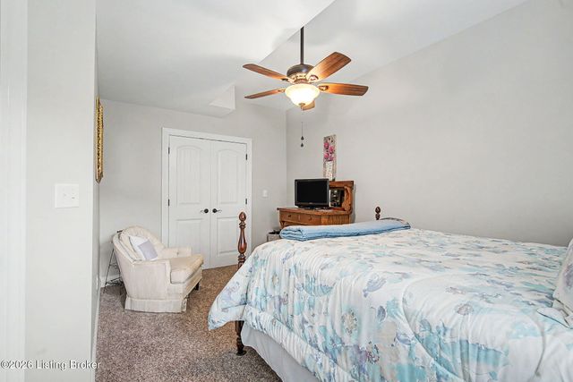 3037 Crystal Waters Way, Louisville, KY 40299