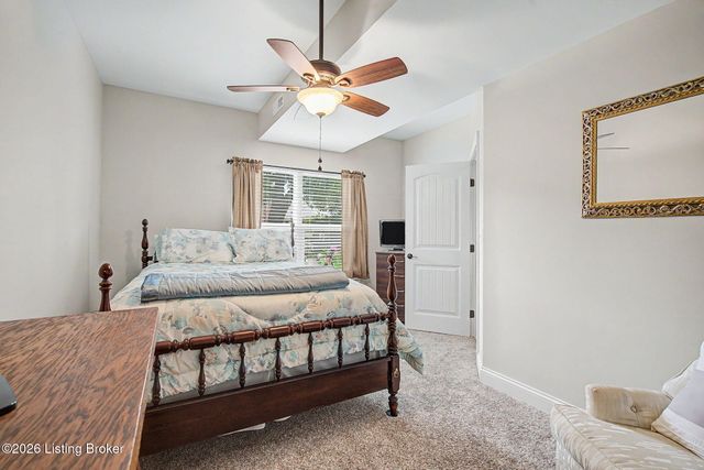 3037 Crystal Waters Way, Louisville, KY 40299