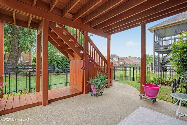 3037 Crystal Waters Way, Louisville, KY 40299