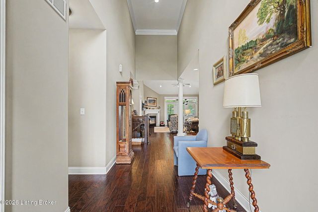 3037 Crystal Waters Way, Louisville, KY 40299