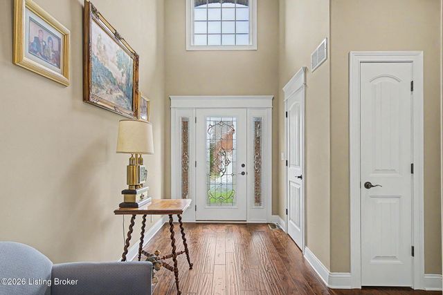 3037 Crystal Waters Way, Louisville, KY 40299