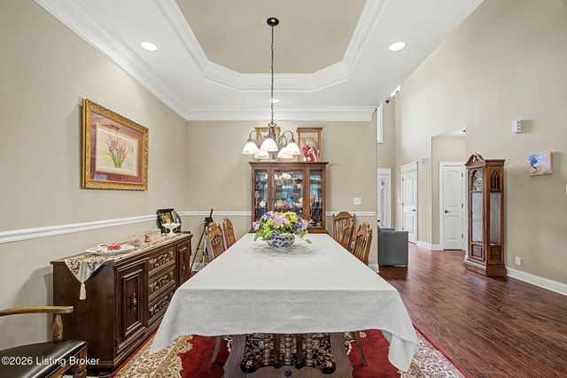 3037 Crystal Waters Way, Louisville, KY 40299