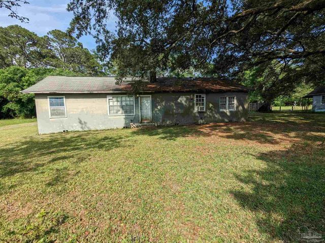 2430 Dog Track Rd, Pensacola, FL 32507