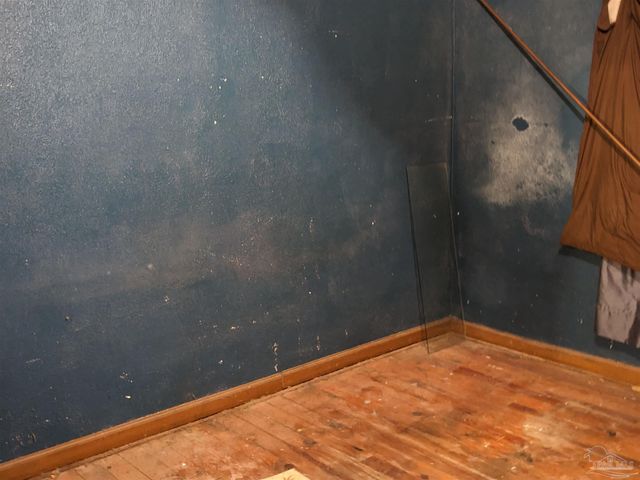 2430 Dog Track Rd, Pensacola, FL 32507