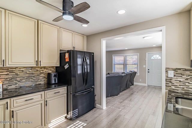 3014 McMahan Blvd, Louisville, KY 40220