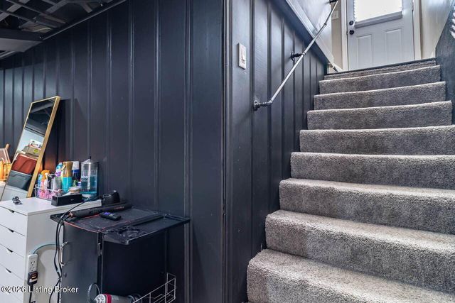 3014 McMahan Blvd, Louisville, KY 40220