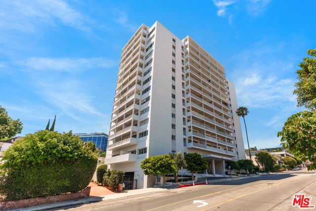 999 N Doheny Drive 211, West Hollywood, CA 90069