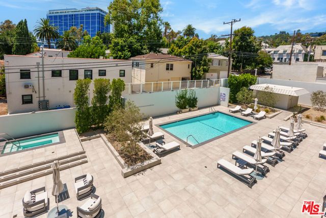 999 N Doheny Drive 211, West Hollywood, CA 90069