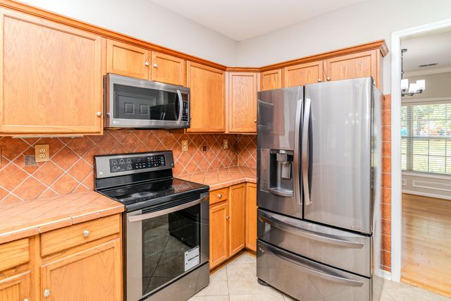 4844 Clifford Circle, Lexington, KY 40515