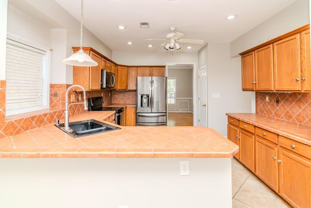 4844 Clifford Circle, Lexington, KY 40515