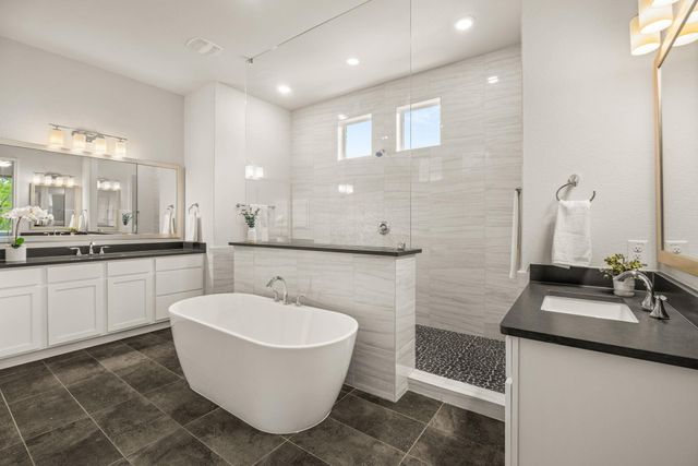 372 Raptor Beak WAY, Cedar Creek, TX 78612