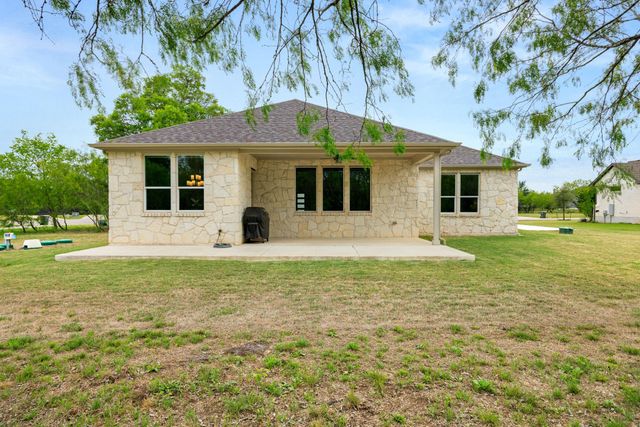 372 Raptor Beak WAY, Cedar Creek, TX 78612
