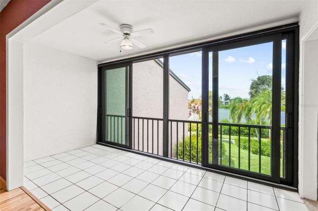 1601 BAYHOUSE POINT DRIVE 204, Sarasota, FL 34231