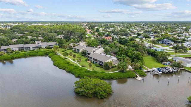 1601 BAYHOUSE POINT DRIVE 204, Sarasota, FL 34231