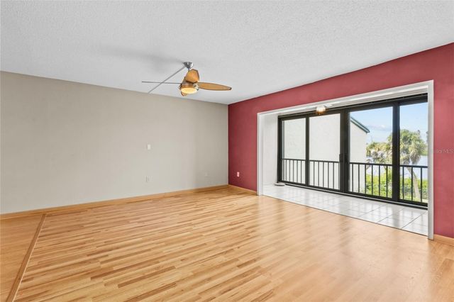 1601 BAYHOUSE POINT DRIVE 204, Sarasota, FL 34231