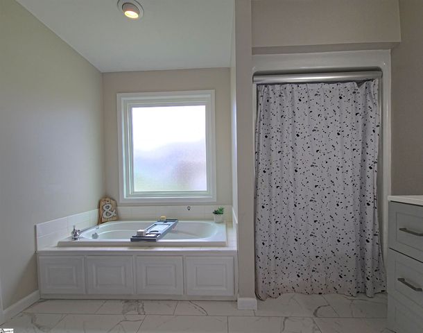 103 Lyndhurst Drive, Anderson, SC 29621