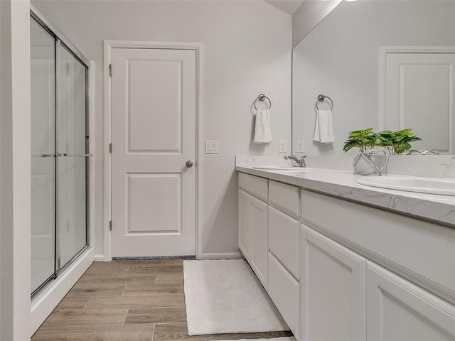 2500 Finesilver Lane, Oklahoma City, OK 73128