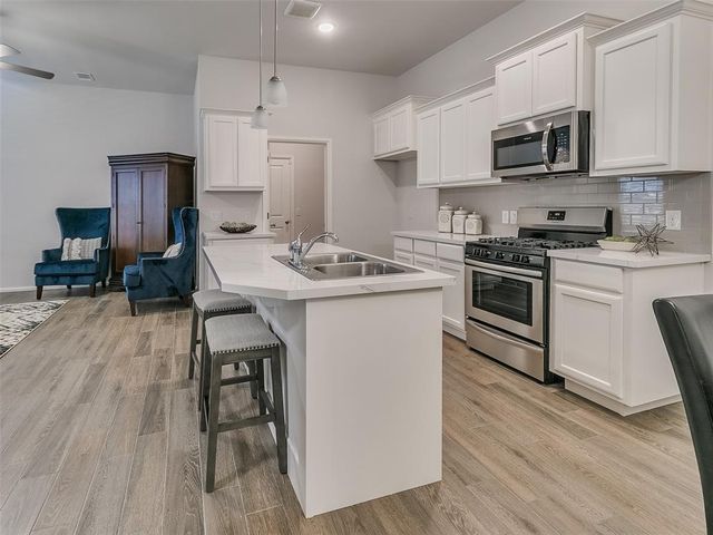 2500 Finesilver Lane, Oklahoma City, OK 73128