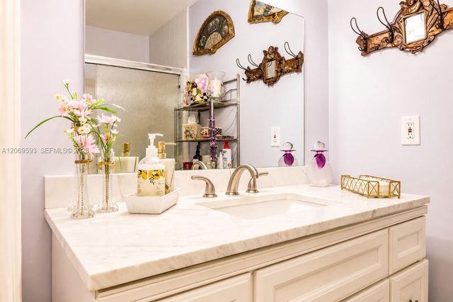 5050 NW 3rd Court D, Delray Beach, FL 33445