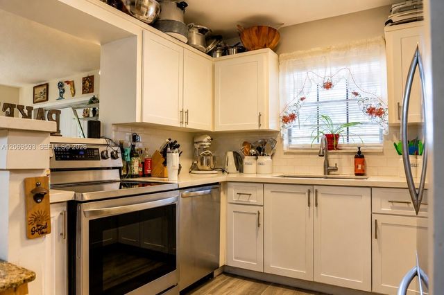 5050 NW 3rd Court D, Delray Beach, FL 33445