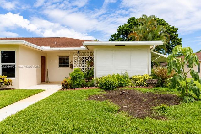 5050 NW 3rd Court D, Delray Beach, FL 33445
