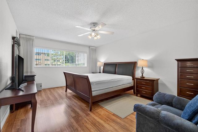 2440 WORLD PARKWAY BOULEVARD 6, Clearwater, FL 33763