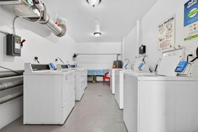 2440 WORLD PARKWAY BOULEVARD 6, Clearwater, FL 33763