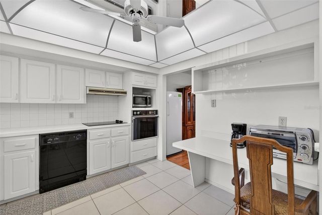 2440 WORLD PARKWAY BOULEVARD 6, Clearwater, FL 33763