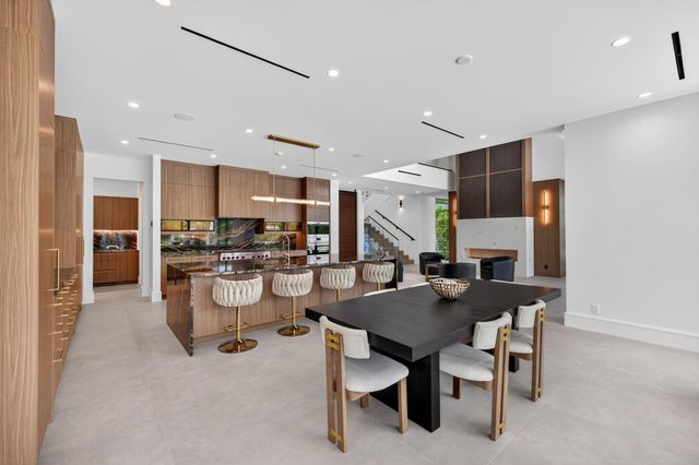 119 N Gordon Rd, Fort Lauderdale, FL 33301
