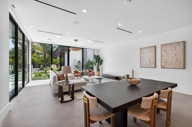 119 N Gordon Rd, Fort Lauderdale, FL 33301